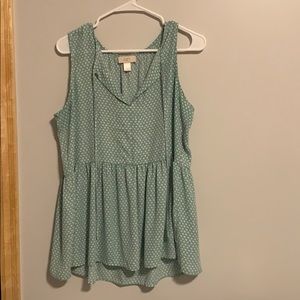 Sleeveless blouse